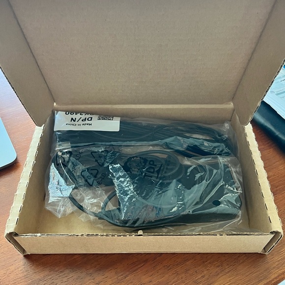 TARGUS DELL 90W Laptop Charger universal computer power adaptor - Picture 8 of 10